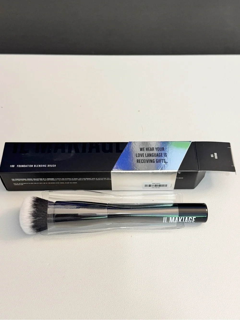 IL Makiage Foundation Brush #100